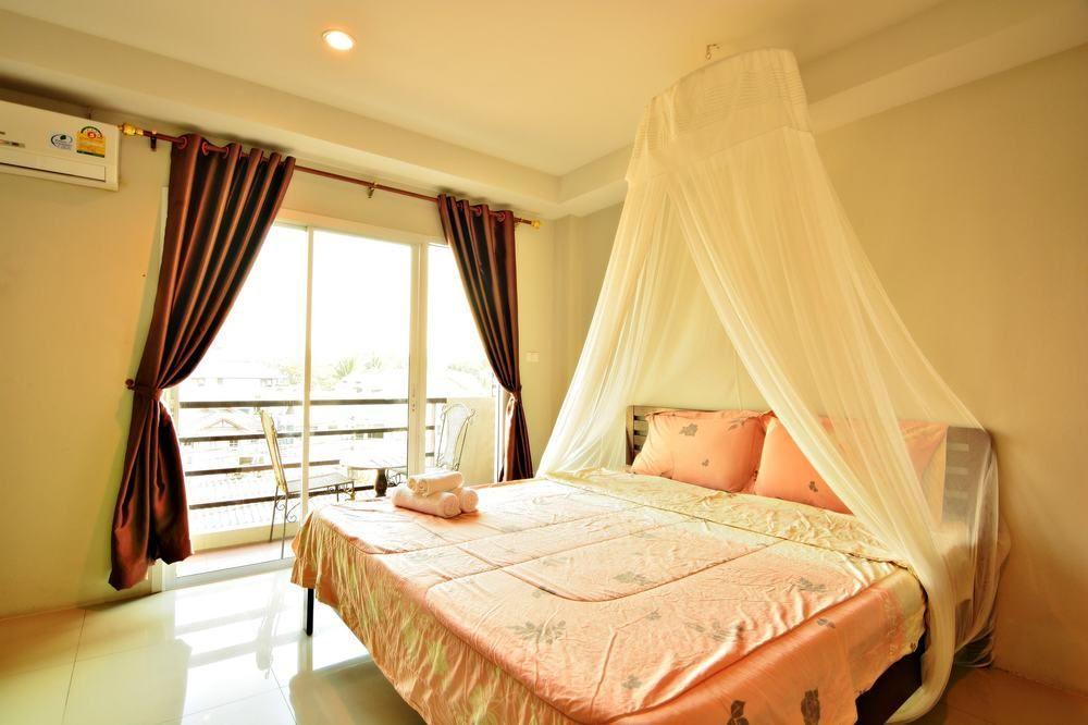The Day Hotel Chonburi Exterior photo